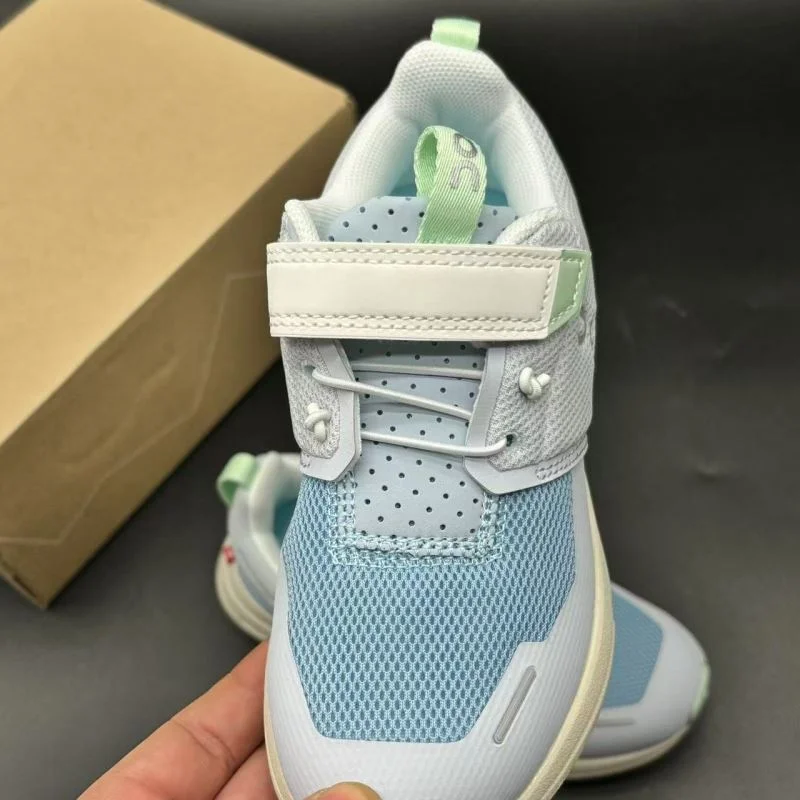Functional ON SHOES 29173