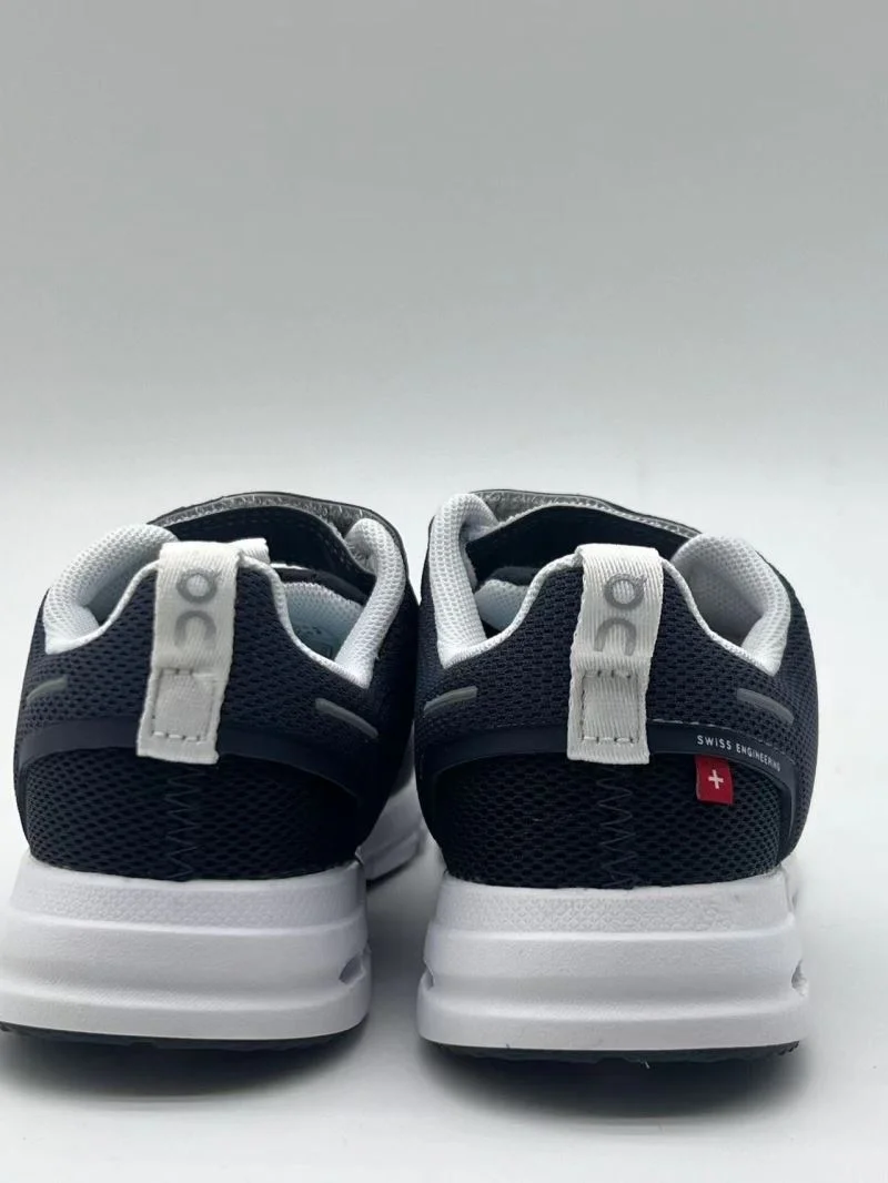 Minimalist ON SHOES 29178