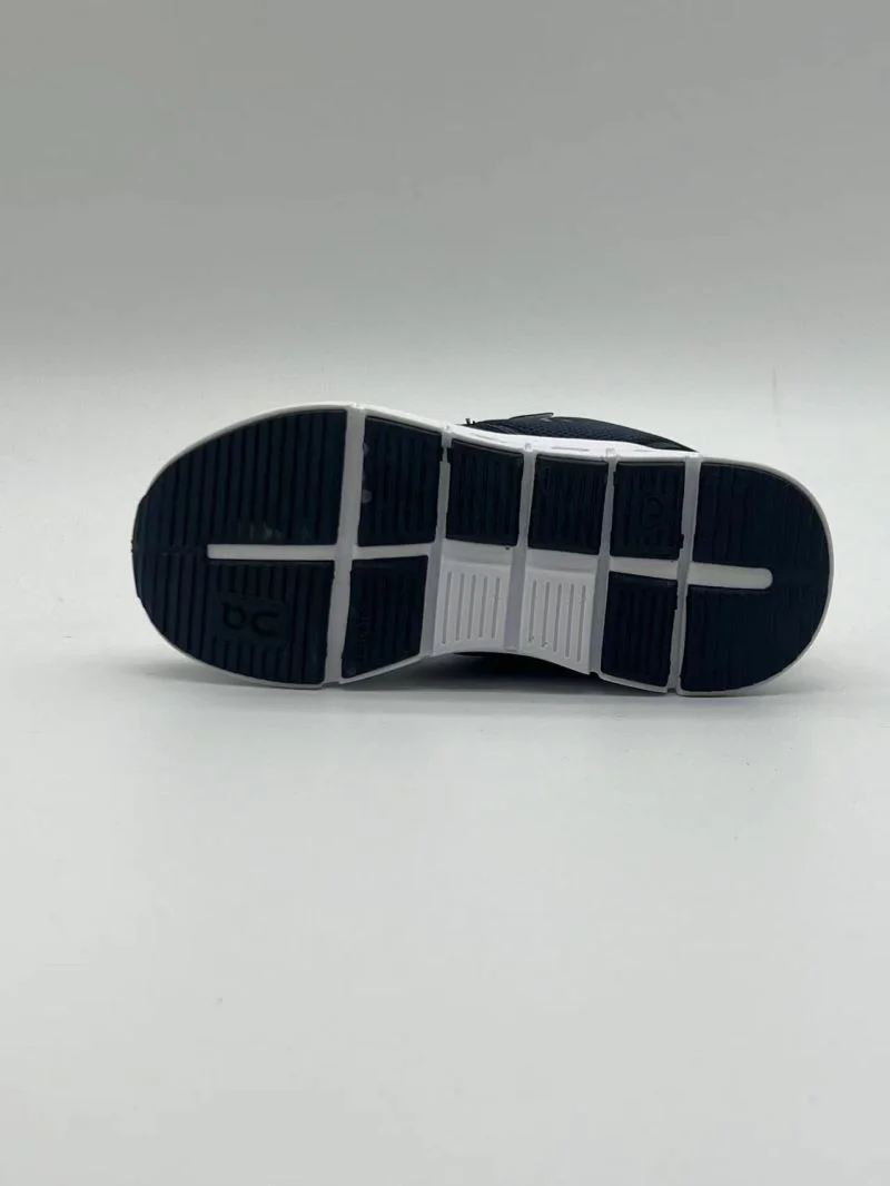 Minimalist ON SHOES 29178