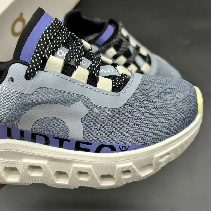 ON SHOES Contemporary 29164