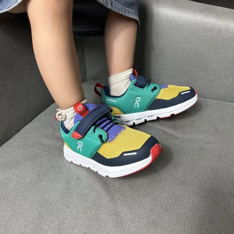 ON SHOES Versatile 28475
