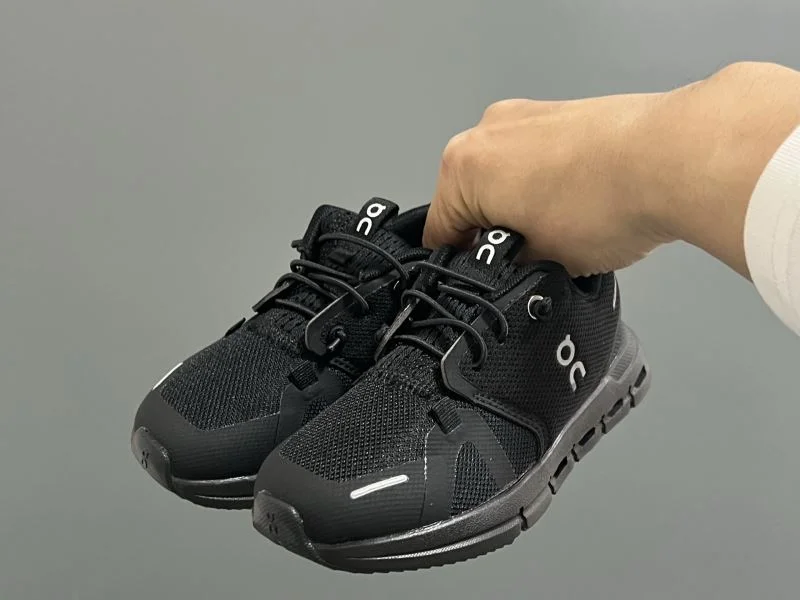 ON SHOES Bold 28600