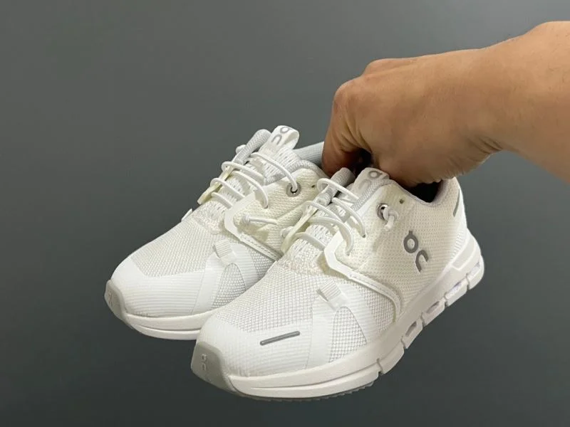 ON SHOES Bold 28600