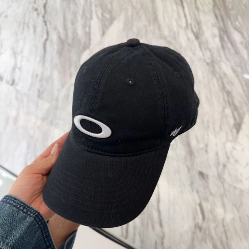 Vibrant Oakley Caps 257299