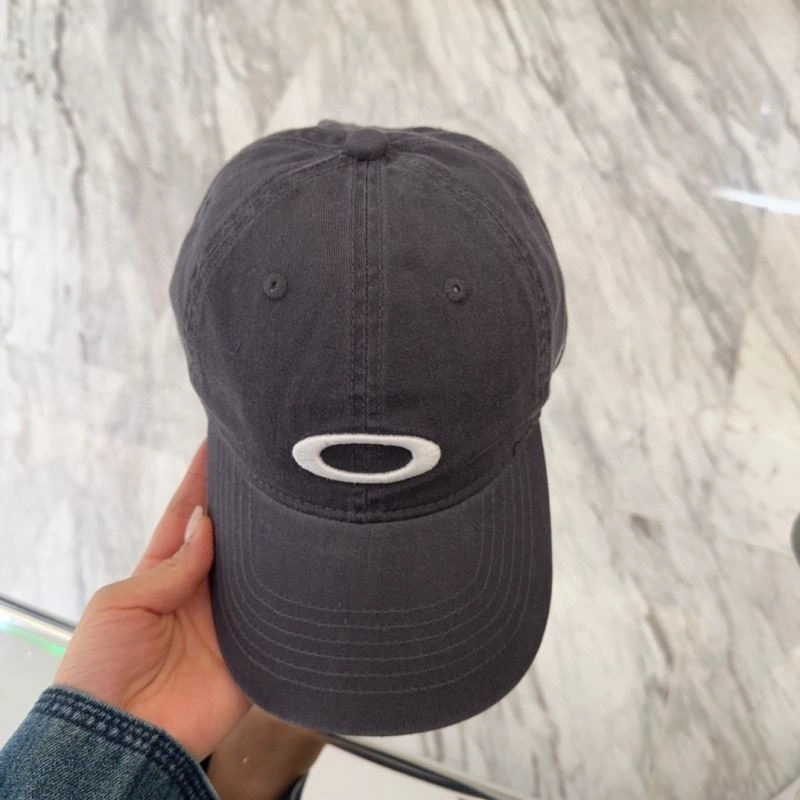 Youthful Oakley Caps 257298