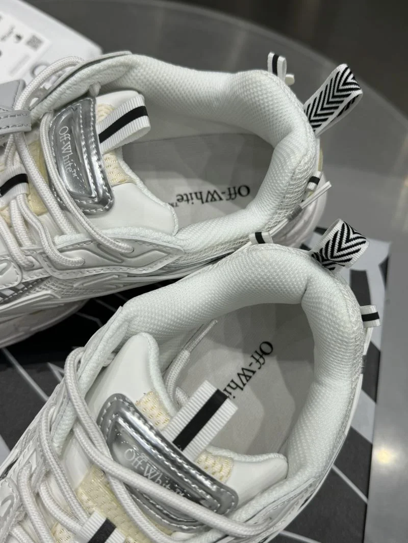 Off White Shoes Trendsetting 4215