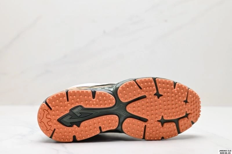 RelaxedFit Off White Shoes 3088