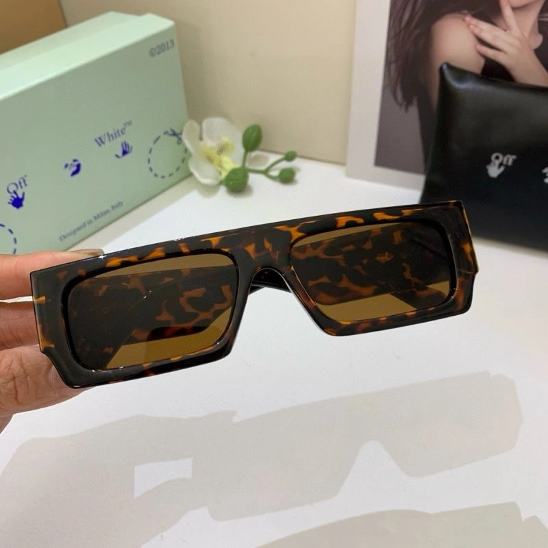 ModernLook Off White Sunglasses 281769