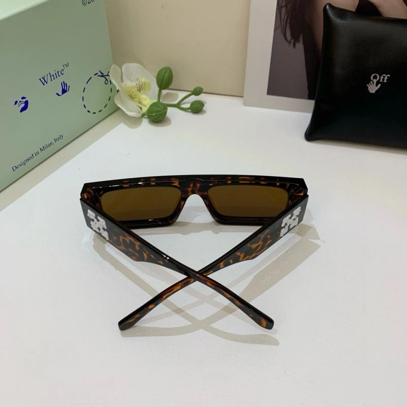 ModernLook Off White Sunglasses 281769