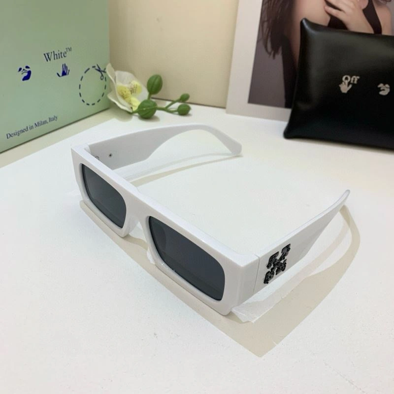 FreshLook Off White Sunglasses 281768