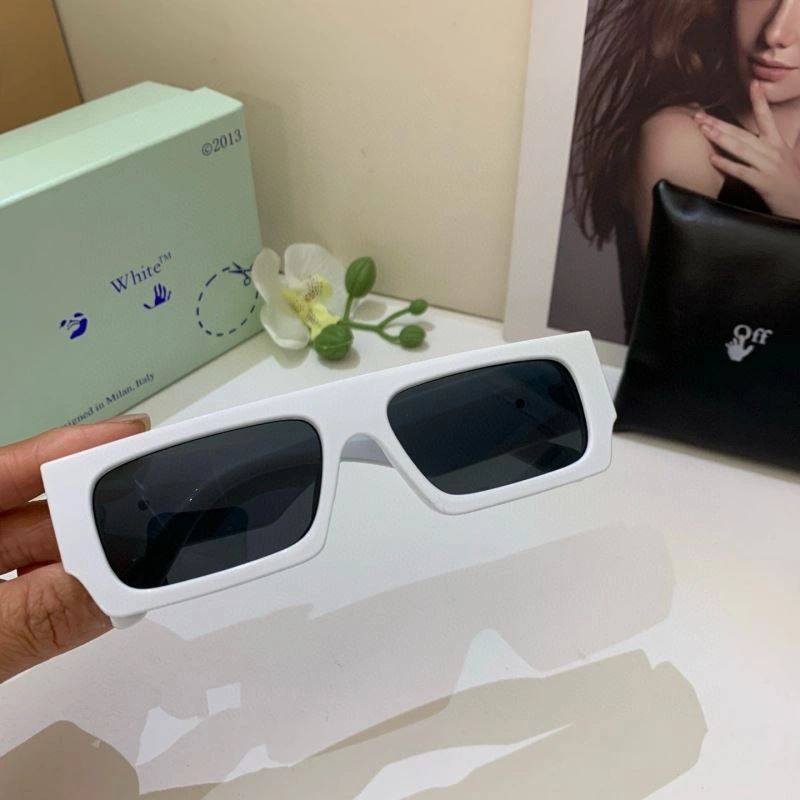 FreshLook Off White Sunglasses 281768