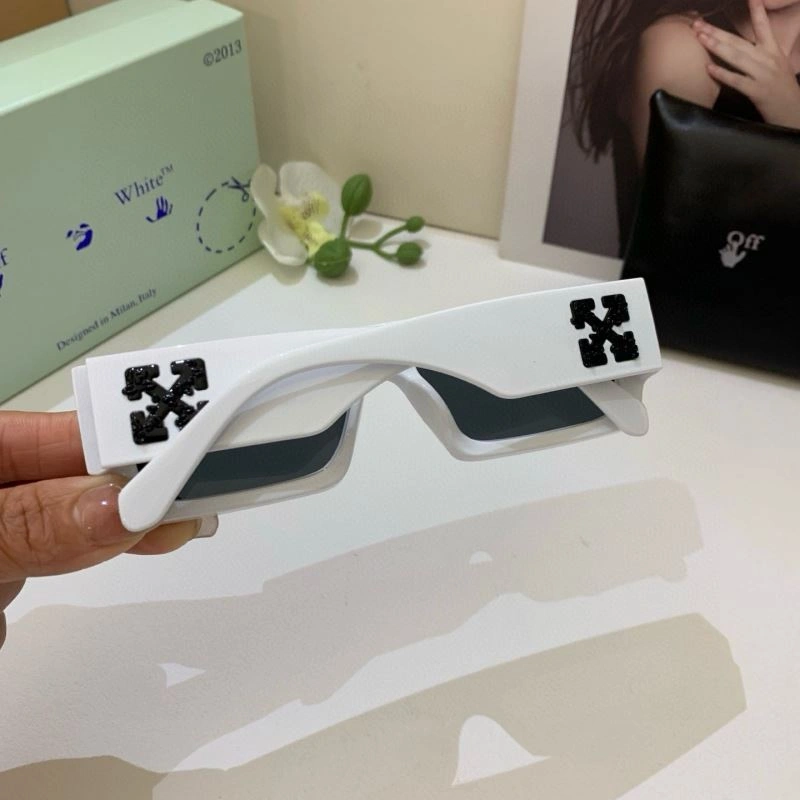 FreshLook Off White Sunglasses 281768
