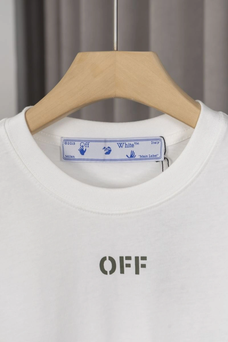 Versatile Off White T-Shirts 146788