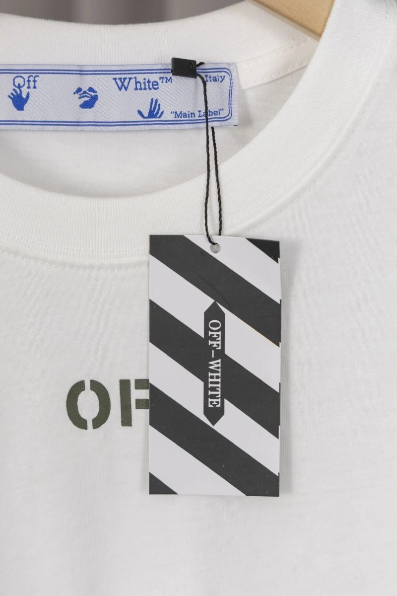 Versatile Off White T-Shirts 146788