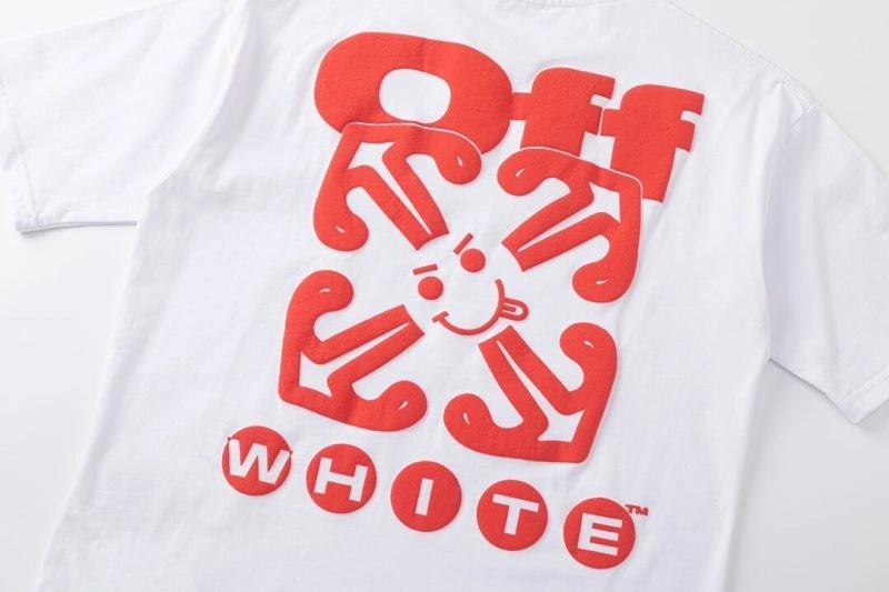 Versatile Off White T-Shirts 146714
