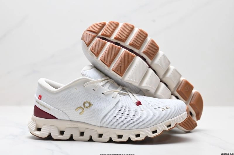 AllSeason On Running Shoes 3102