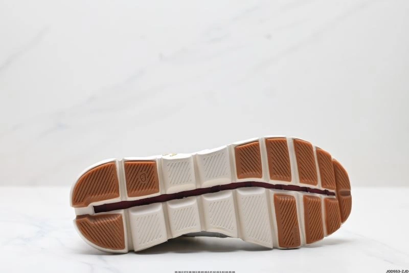 AllSeason On Running Shoes 3102