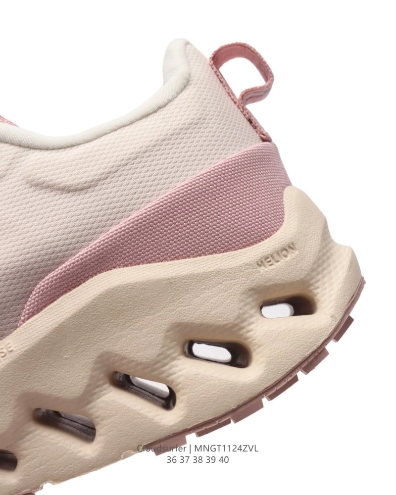 On Running Shoes RelaxedFit 3083