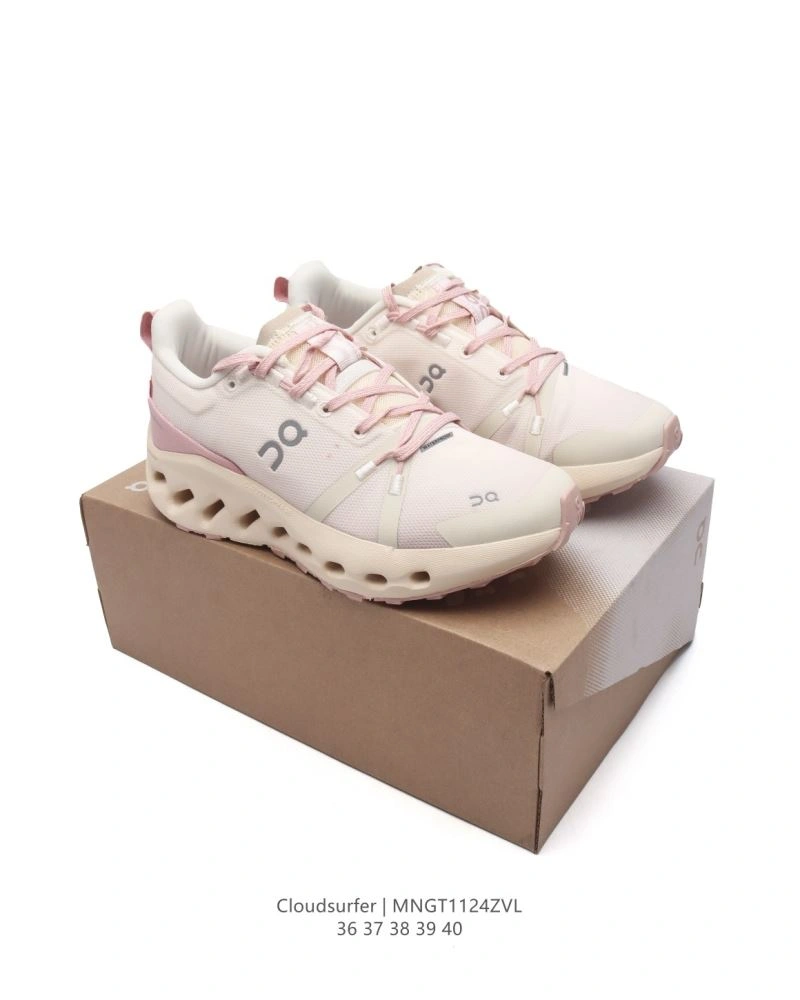 On Running Shoes RelaxedFit 3083