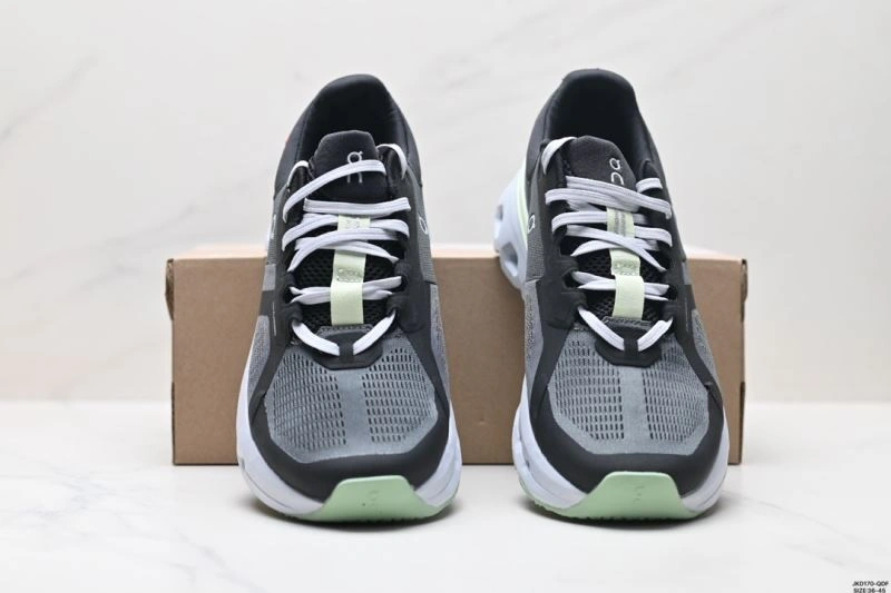 On Running Shoes Snug 3069