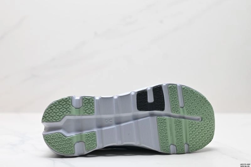 On Running Shoes Snug 3069