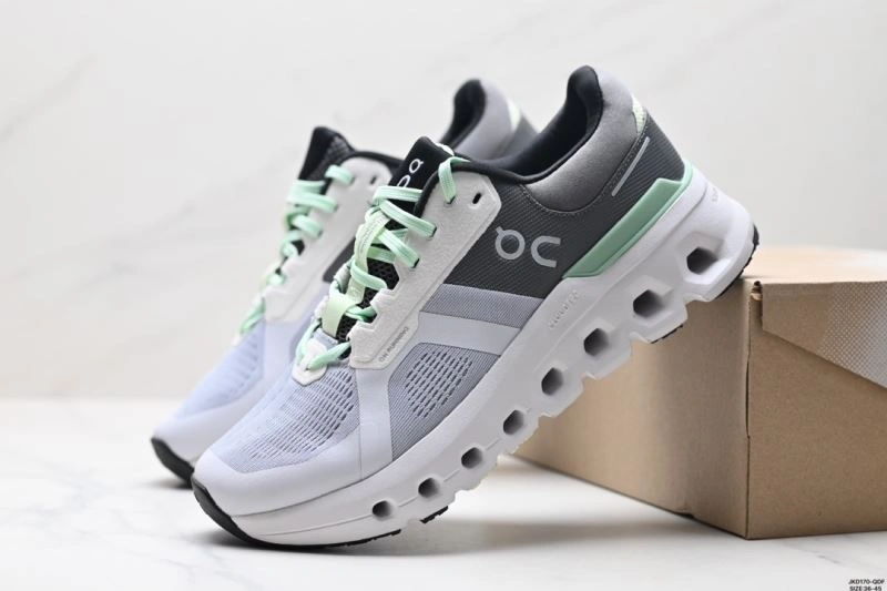 On Running Shoes TravelReady 3056