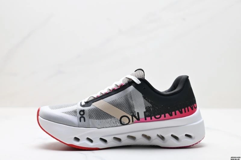 On Running Shoes Efficient 3070