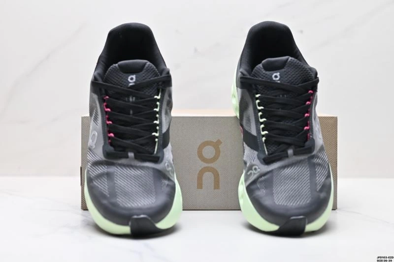 On Running Shoes ComfortFit 3062