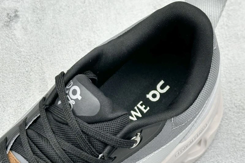 On Running Shoes TechFriendly 3059