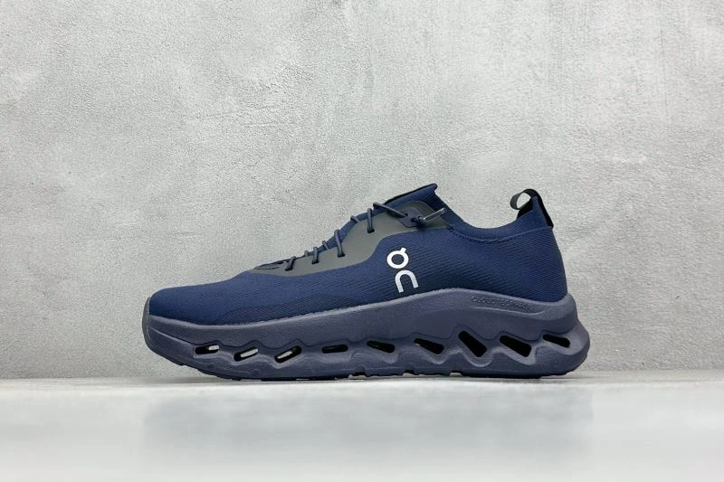 On Running Shoes Timeless 3044