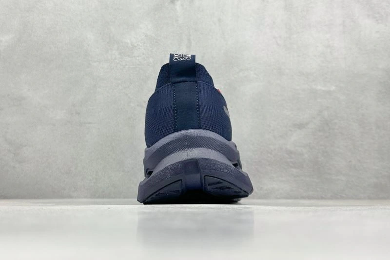 On Running Shoes Timeless 3044