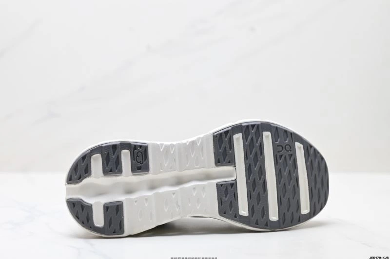 On Running Shoes ZeroBulk 2040