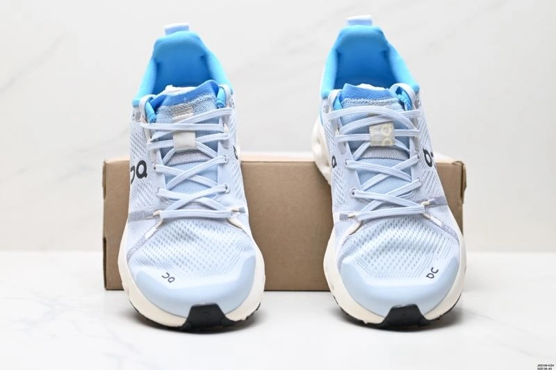 On Running Shoes WrinkleFree 2000