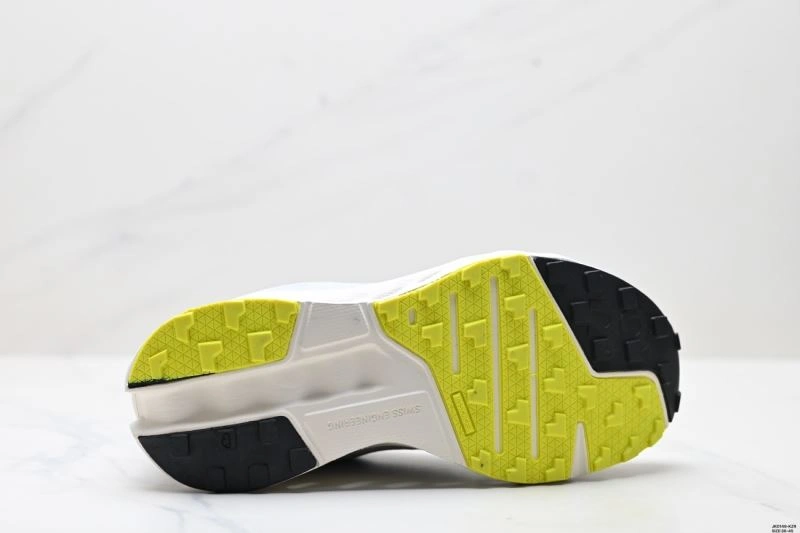 On Running Shoes Snug 1988