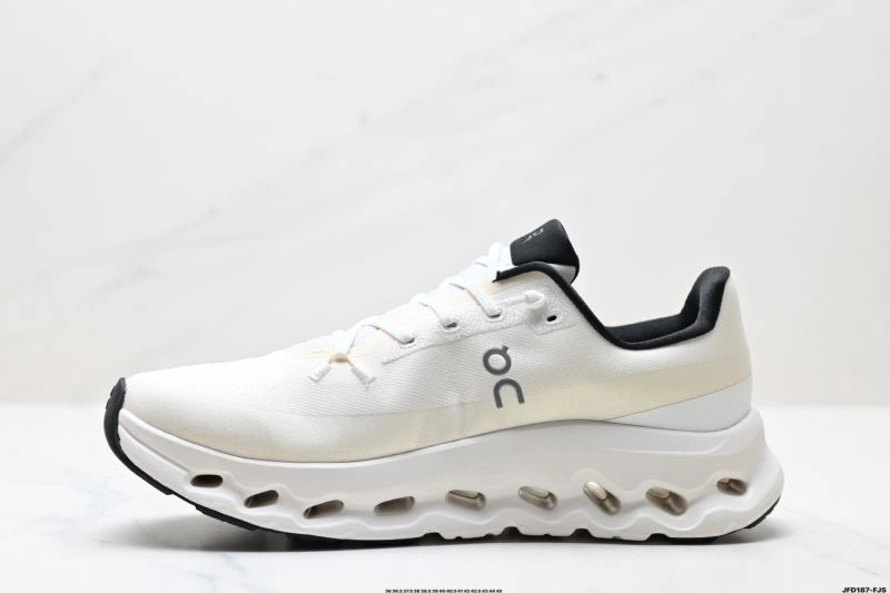 Vibrant On Running Shoes 2018