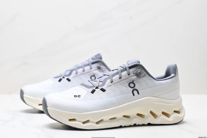 MoistureWicking On Running Shoes 1963