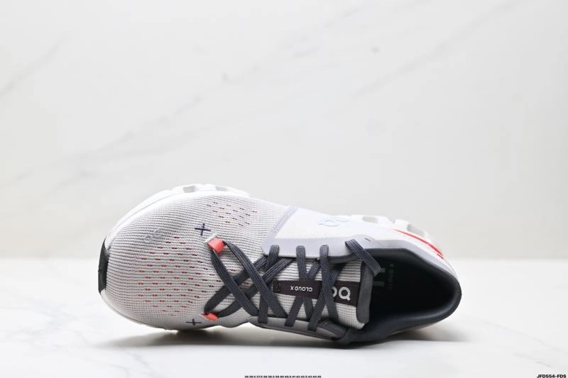 On Running Shoes Sporty 1957