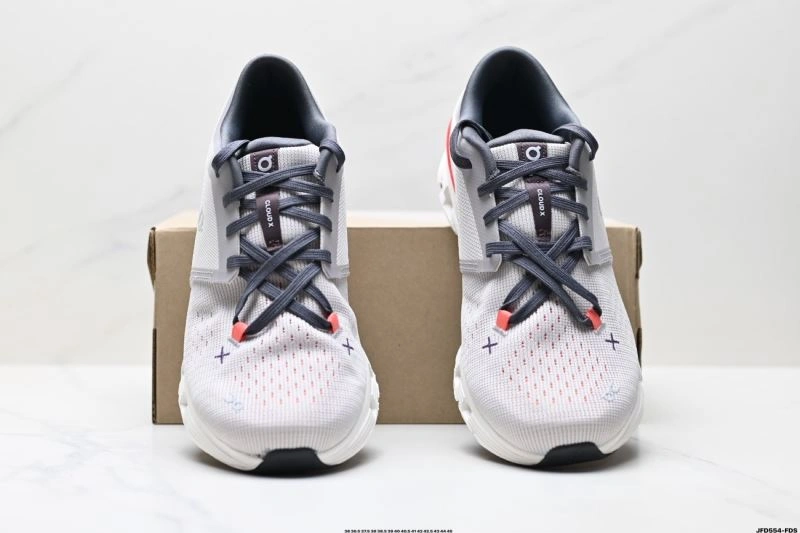 On Running Shoes Sporty 1957