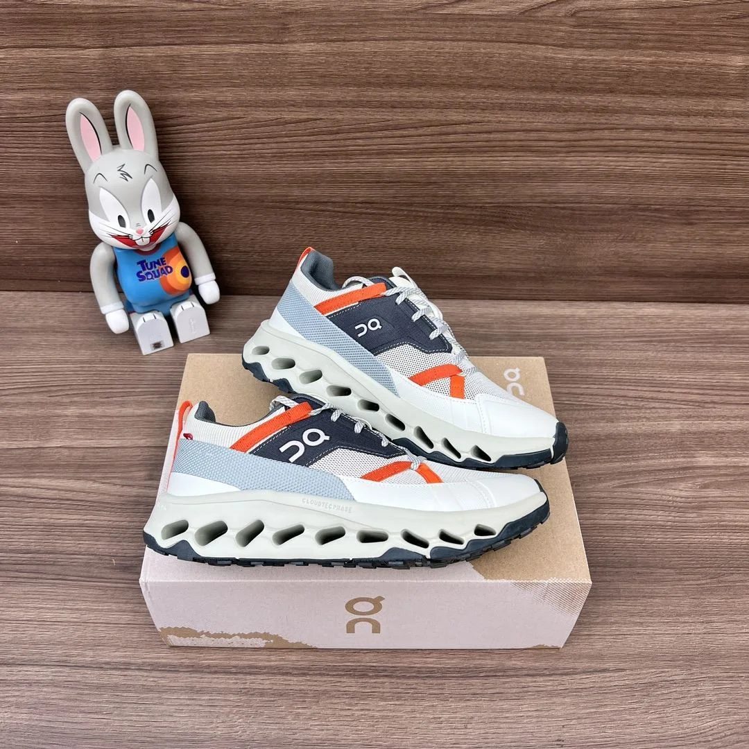 MoistureWicking On Shoes 6001