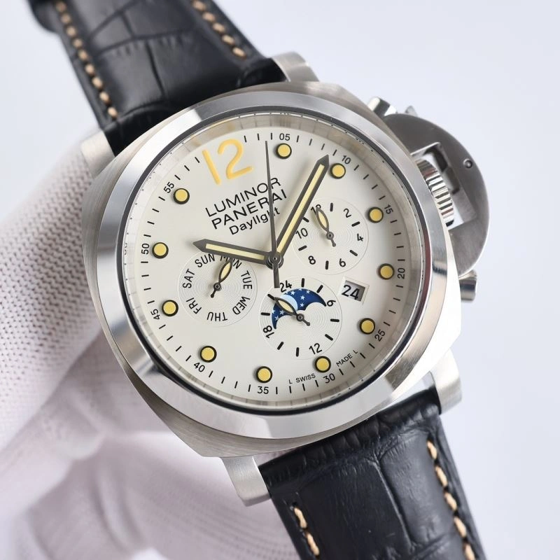 Contemporary PANERAI Watches 194214