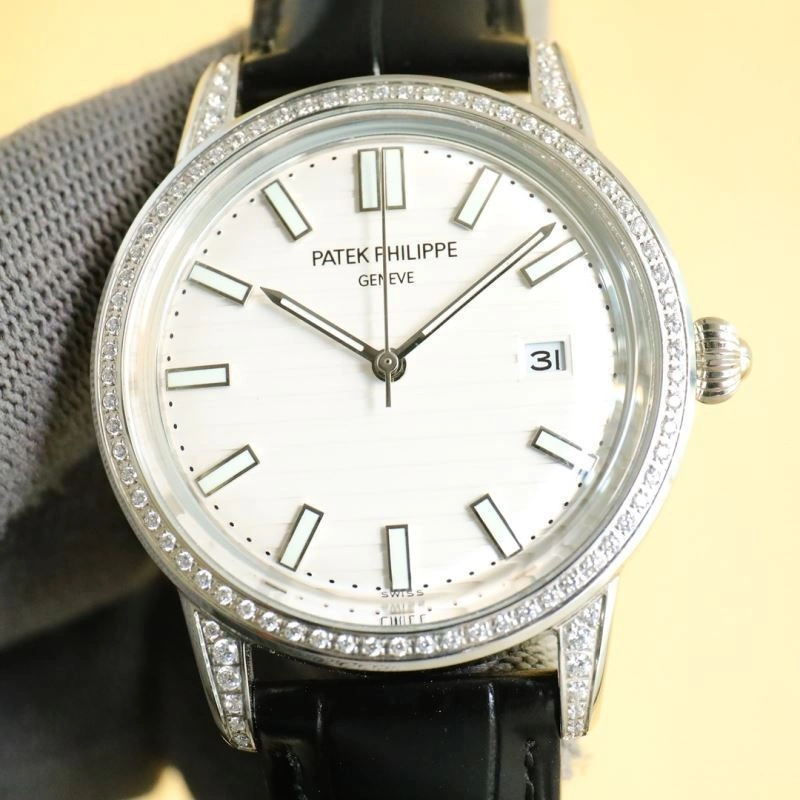Vibrant PATEK PHILIPPE Watches 198356