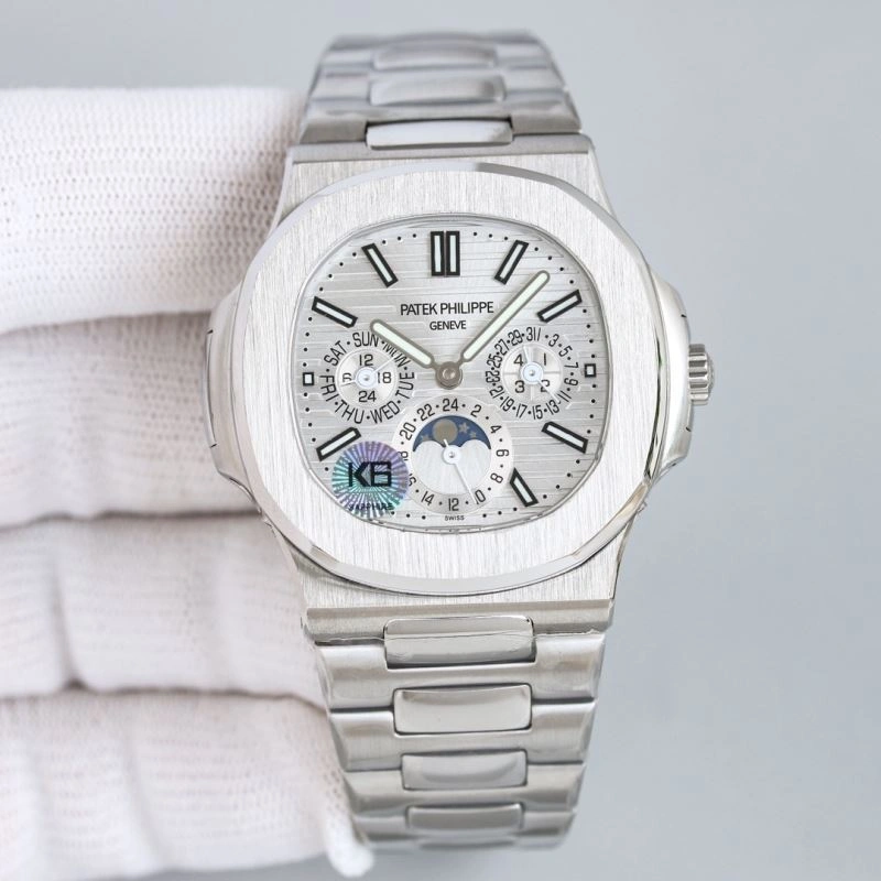 Vibrant PATEK PHILIPPE Watches 198327
