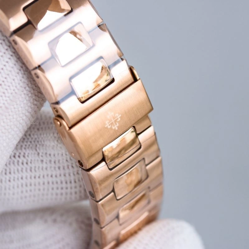 UrbanChic PATEK PHILIPPE Watches 198326