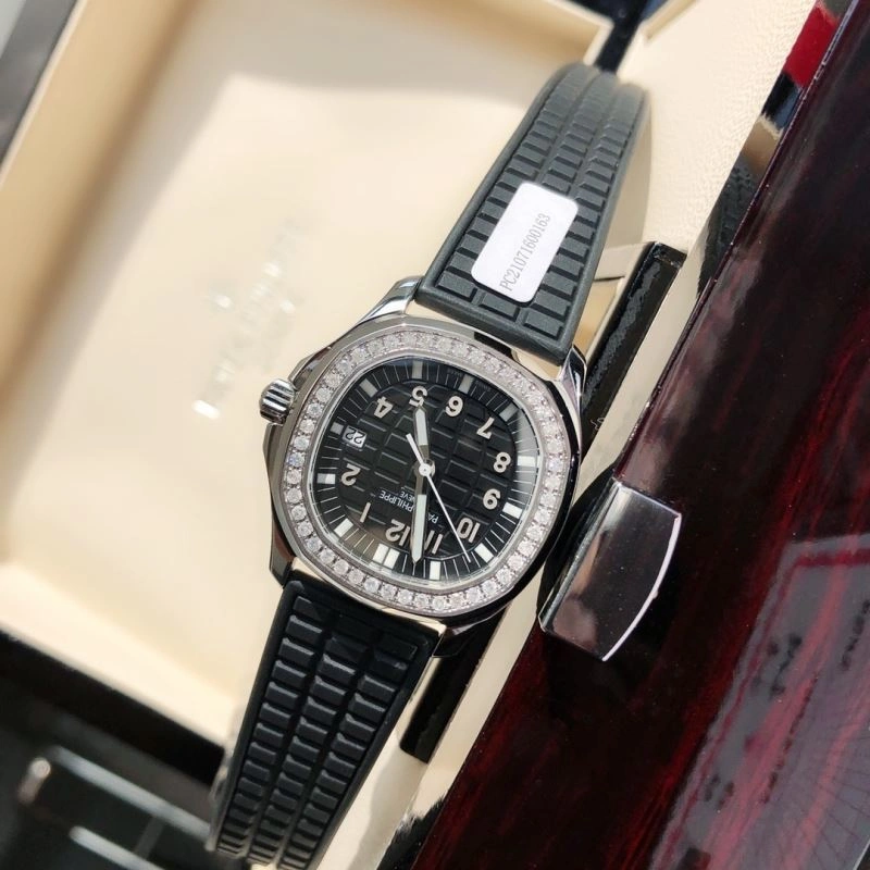 Timeless PATEK PHILIPPE Watches 198212