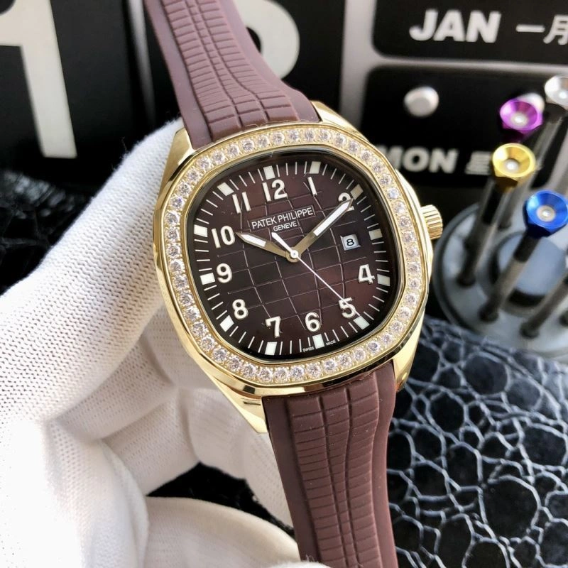 Trendsetting PATEK PHILIPPE Watches 198181