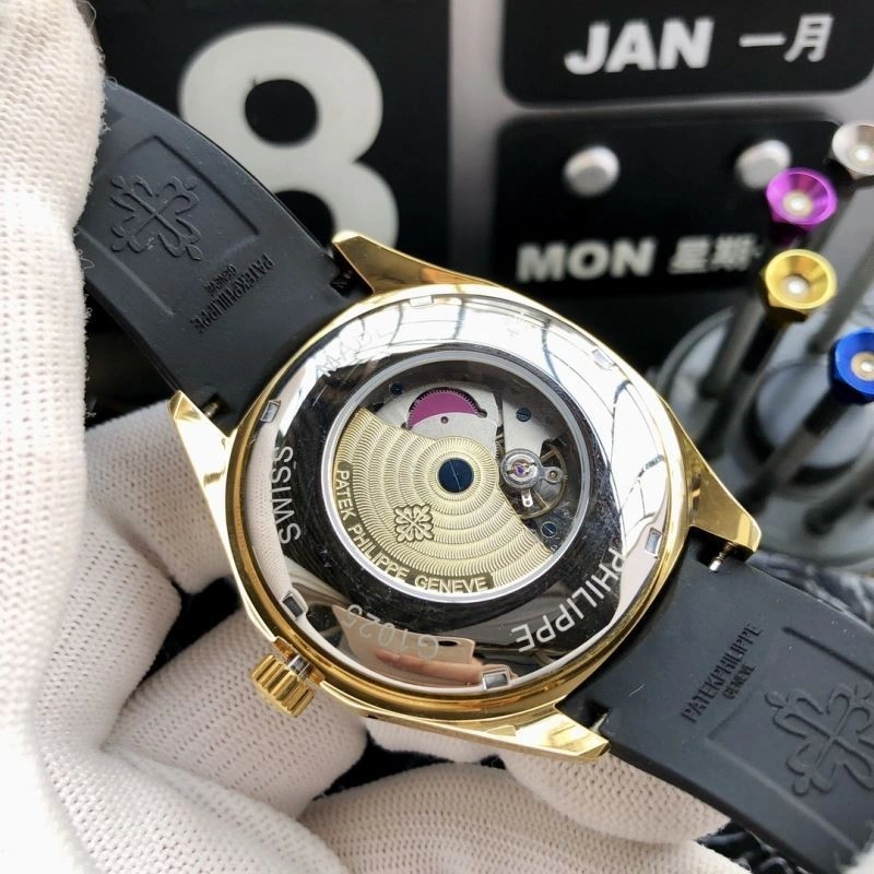 Trendsetting PATEK PHILIPPE Watches 198181