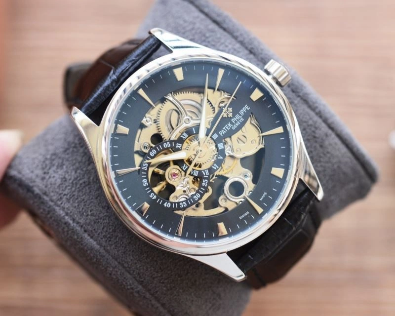 PATEK PHILIPPE Watches Chic 198119