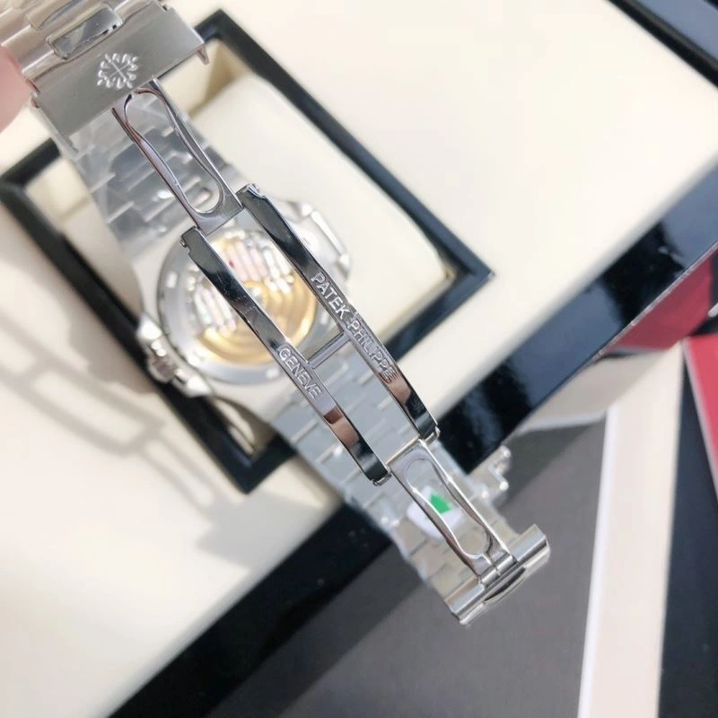 Snug PATEK PHILIPPE Watches 198051