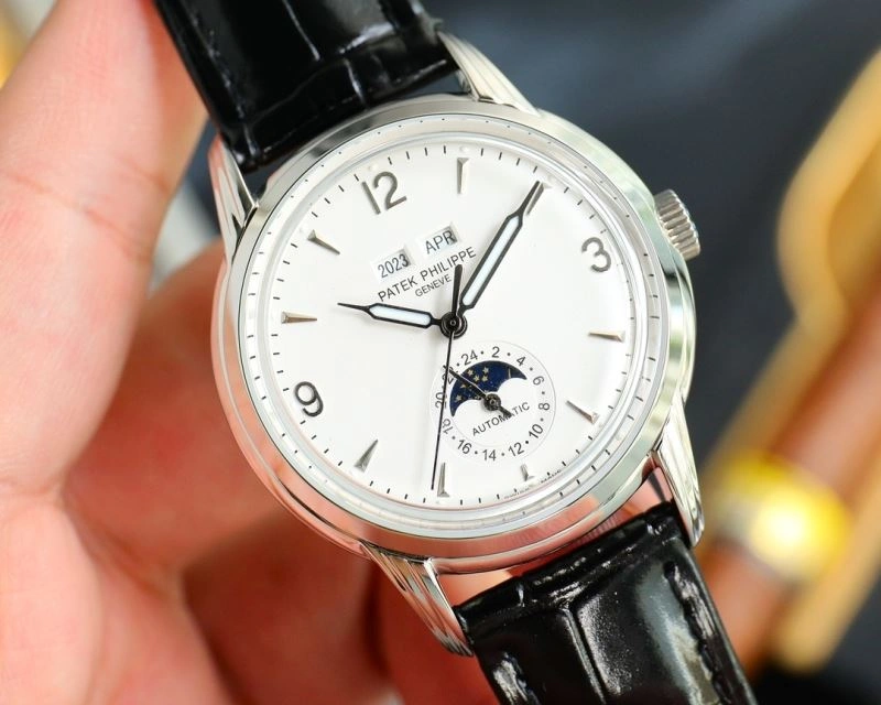 Compact PATEK PHILIPPE Watches 197969