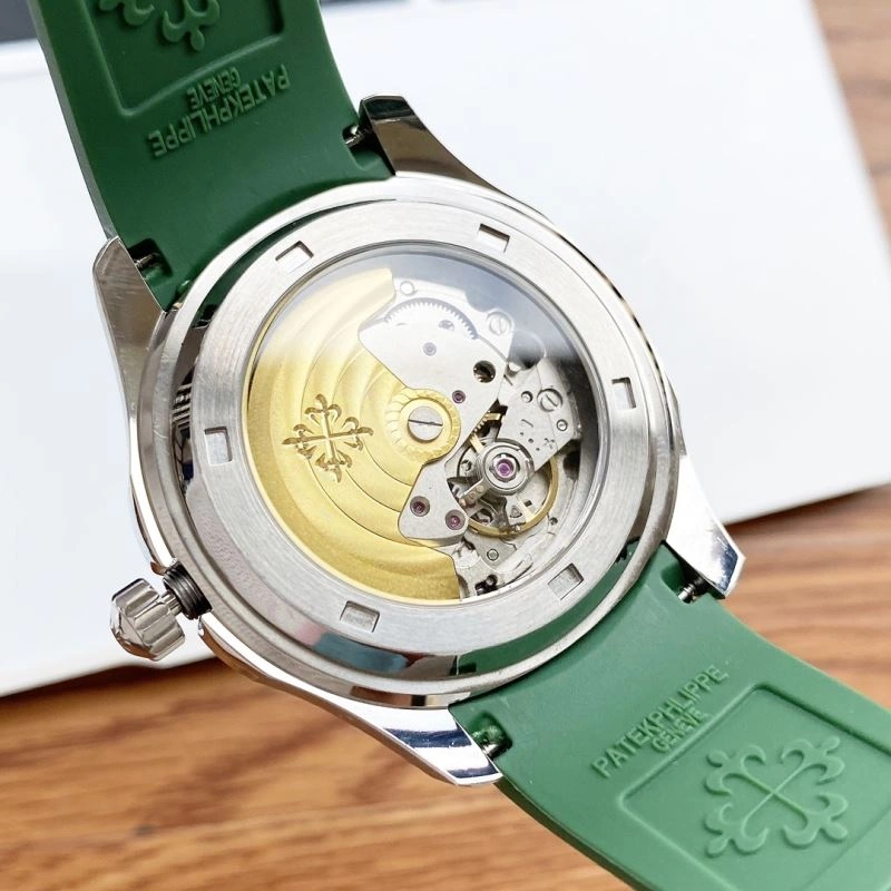Bold PATEK PHILIPPE Watches 197926